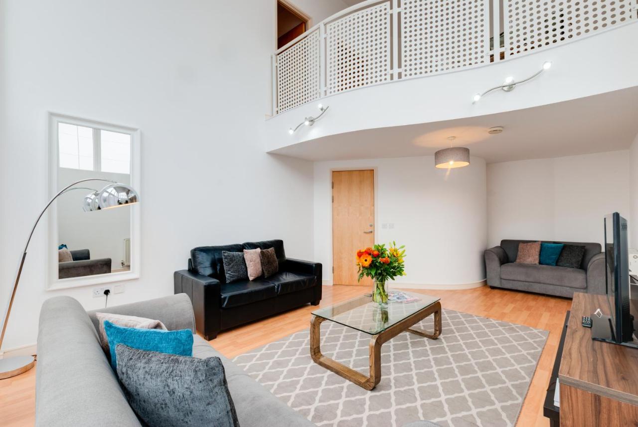 Base Serviced Apartments - The Docks Λίβερπουλ Εξωτερικό φωτογραφία