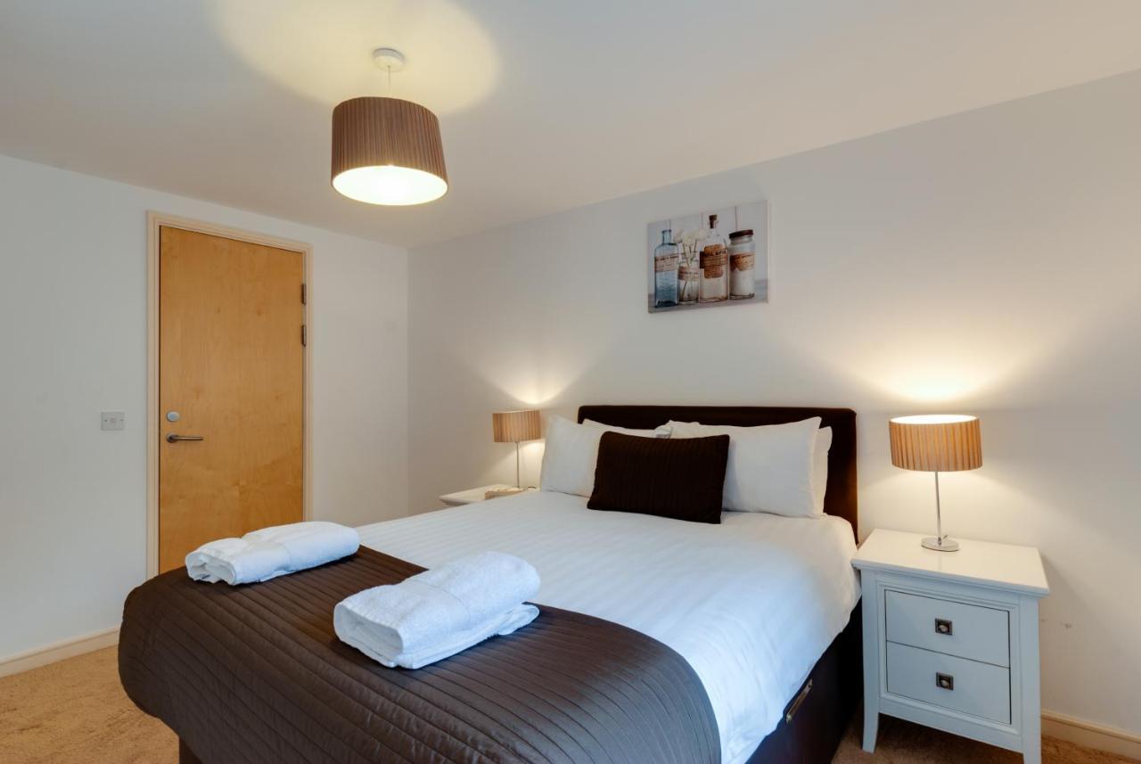 Base Serviced Apartments - The Docks Λίβερπουλ Εξωτερικό φωτογραφία